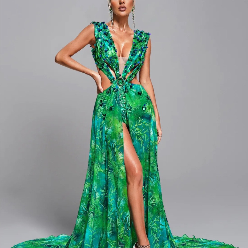 Green Plunge Neck Sleeveless Slit Gown